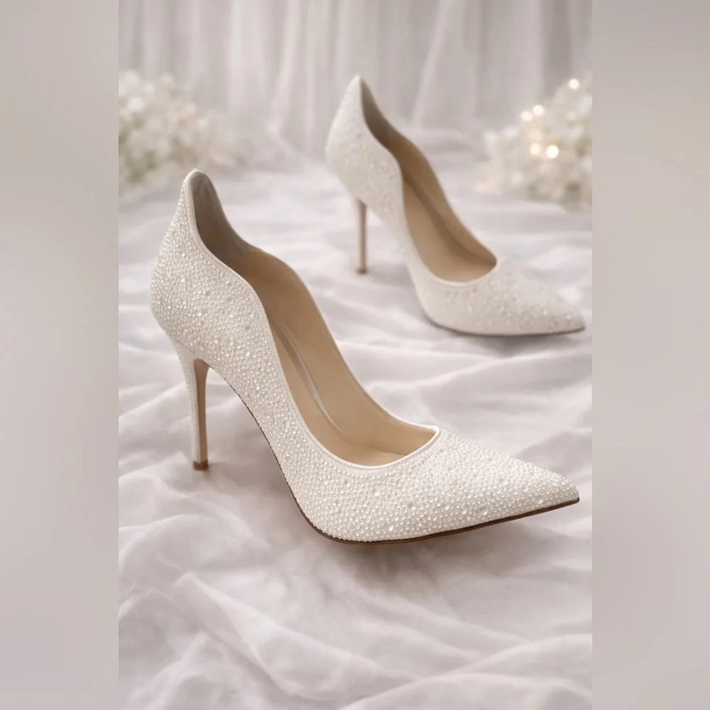 Jessica Simpson Wayva Bridal Pumps White Satin Pearl Embellished Heels Size 10M - Picture 2 of 6